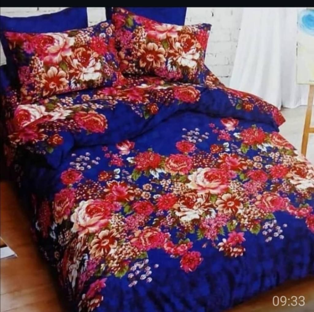 3D Flower Print Cotton Bed Spread With Pillowcases