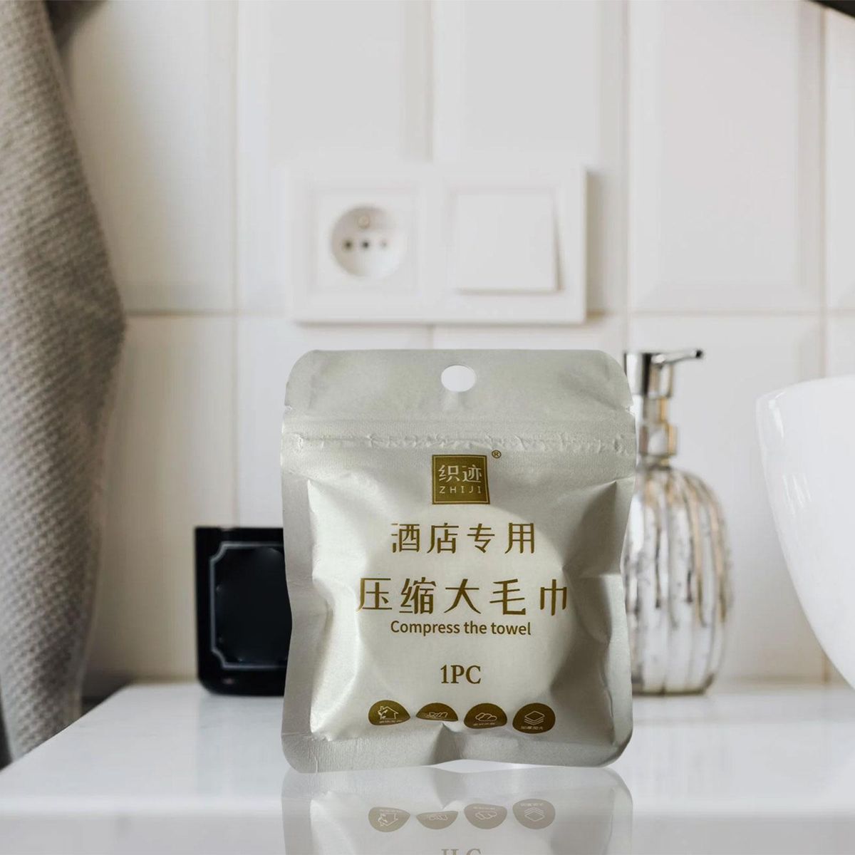 Compressed Towel 30cmx60cm Compressed Hand Wipe For Hiking