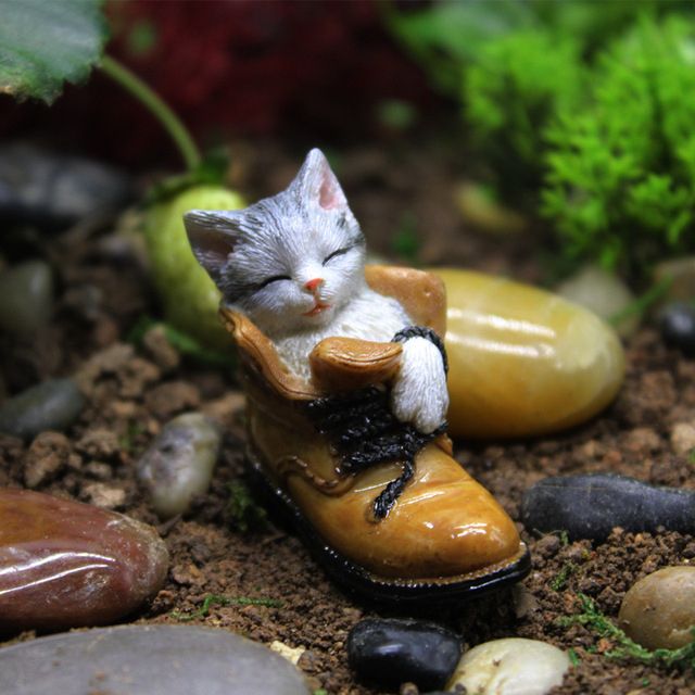 Garden Decor Mini Cat In A Boot Garden Resin Cute Figurine Ornament Fairy Garden Decor