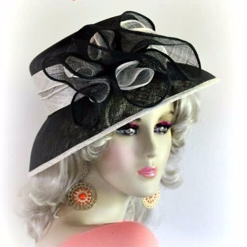 Ladies Hat Fascinator Black & Beige
