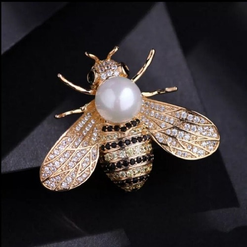 Little Bee Brooch- Multicolour