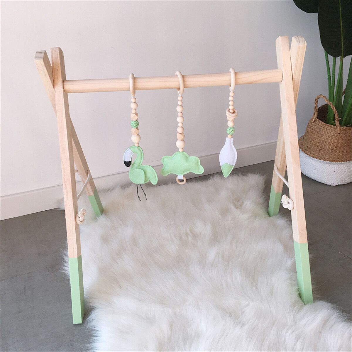 3Pcs Wooden Hanging Toys Play Stand Ornaments Nursery Fun Mobile Rack Activity Gym Gift For Baby Green
