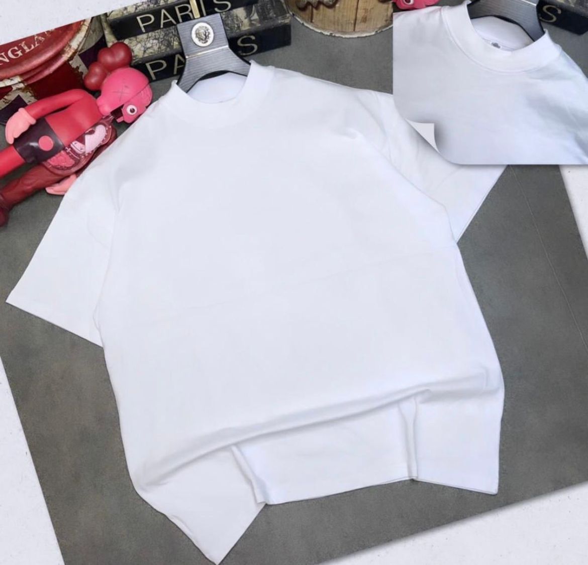 HIGH QUALITY T-SHIRT FOR UNISEX .