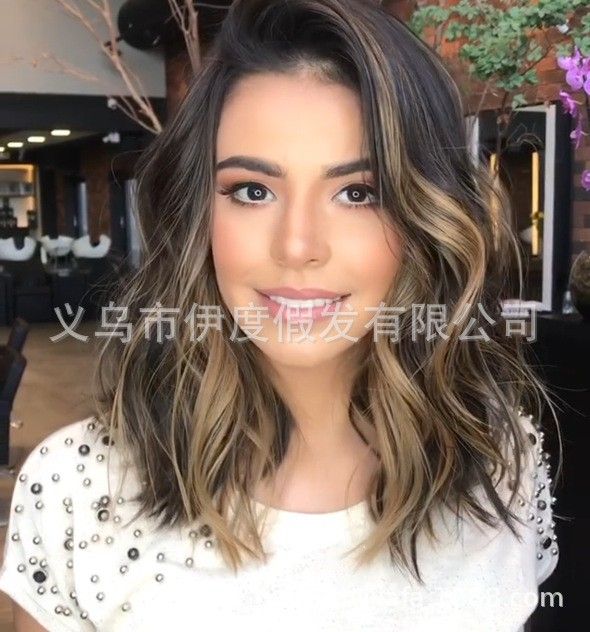 Mid-length Side Split Big Wave Curly Hair European And