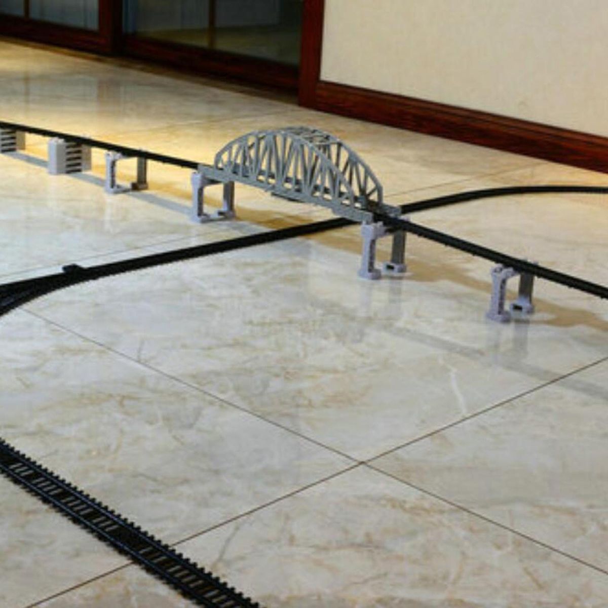 Girder  Electric Hollow DIY   Figurine Child Black