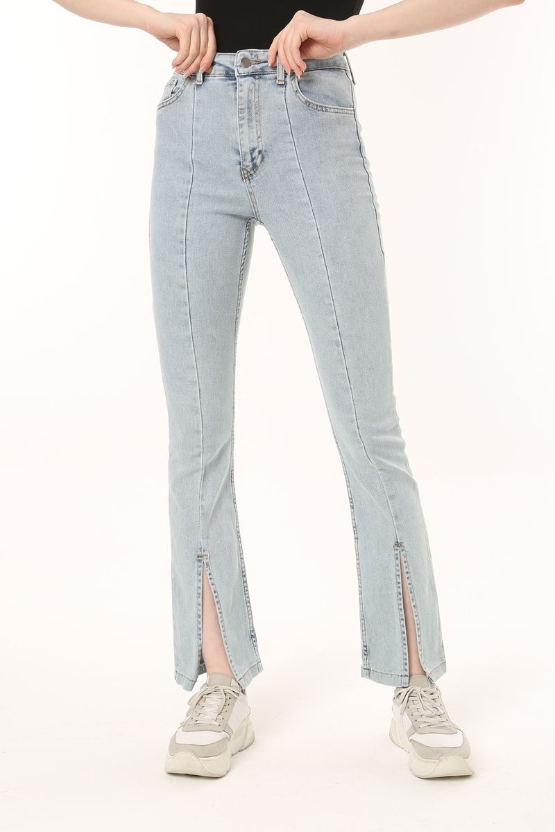 Women Front Hem Slit Detail Flare Fit Jean Trousers
