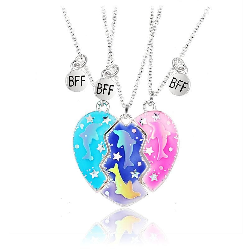 Hot selling children's good friend dolphin oil drip creative magnet splicing love necklace 3 sets