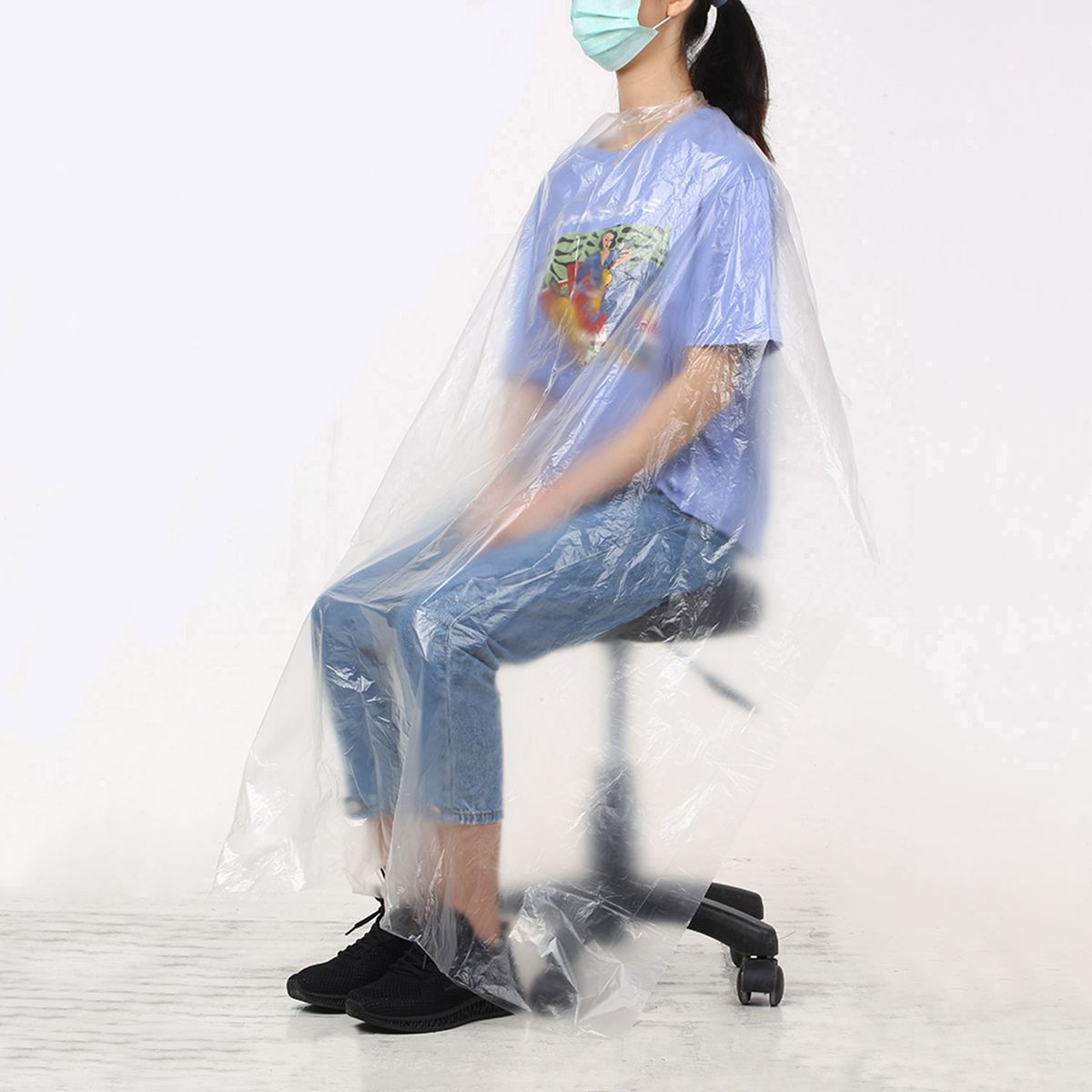 50 Sheets Disposable Hair Salon Capes Waterproof Haircut