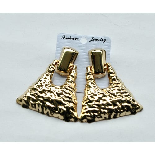 Ladies Patterned Light Triangle Shaped Gold Earrings Er-9449