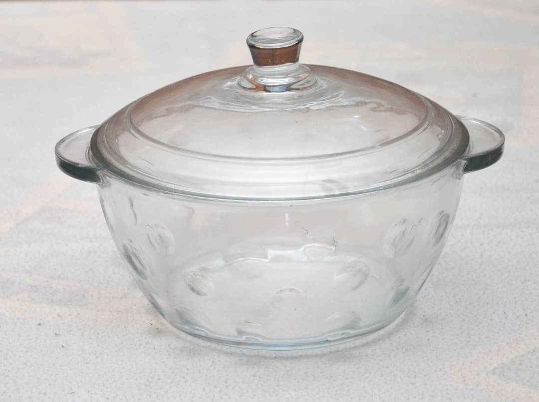 Elegant Glass Serving Bowl