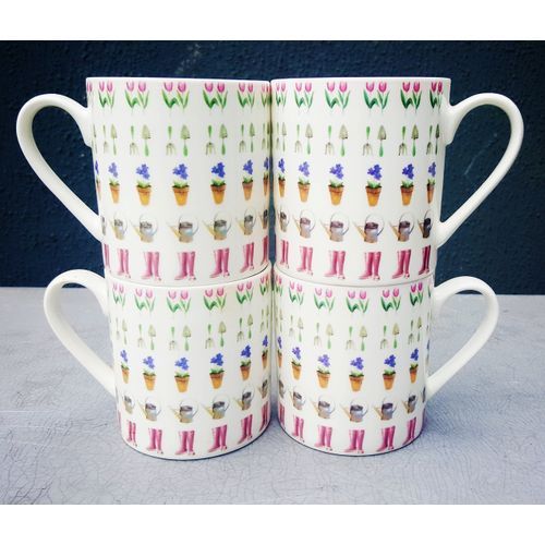 Her Gardening Mug - 4 Set