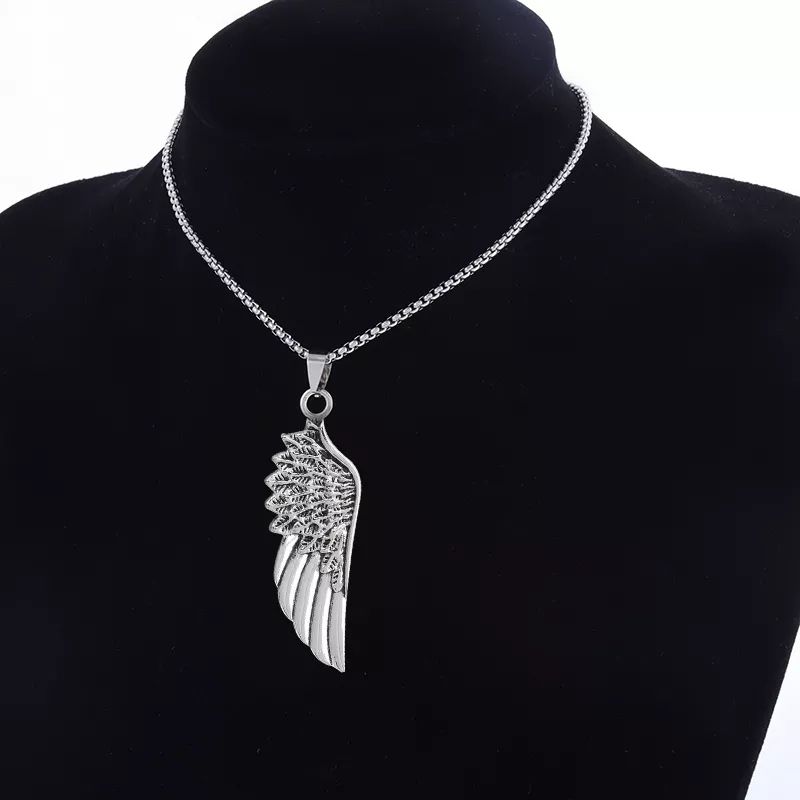 Retro Classic Silver Color Half Wing Feather Pendant Necklace For Men