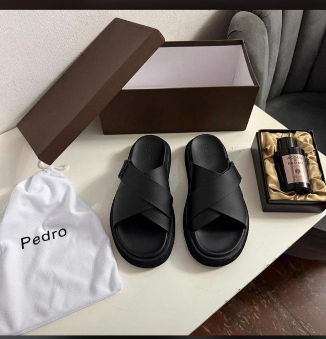 Men Casual Palm Slippers - Black