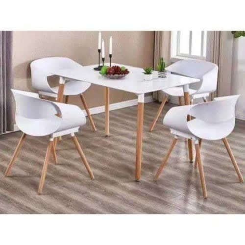 Dinning Table With 4 Sets Of Chairs