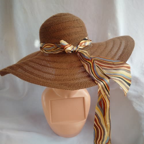Women's Wide Brim Straw Hat - Brown