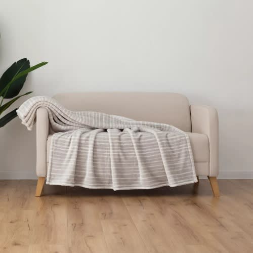 Berkshire Life Renew Loft Throw In - Beige