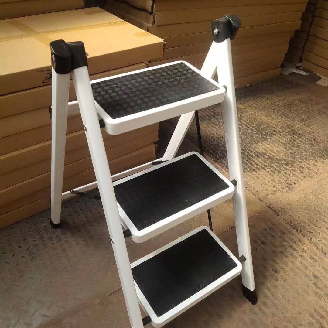 Lightweight Mini Foldable 3 Steps Grip Ladder