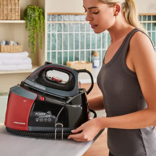 Auto-clean Power Steam Elite Generator Iron Black-Red 2400W P