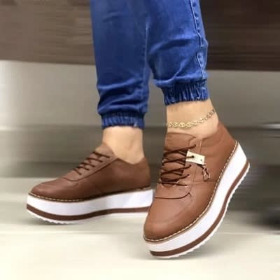 Women Sneakers - Brown