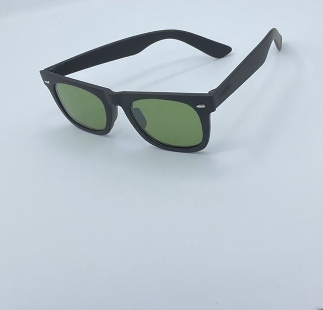 Classic Green Black Men's Wayfarer Sunglasses