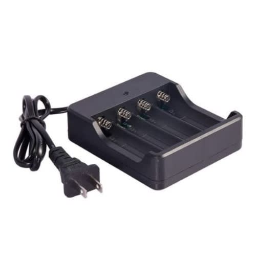 4 Slots Universal 18650 Li-ion Rechargeable Battery Charger