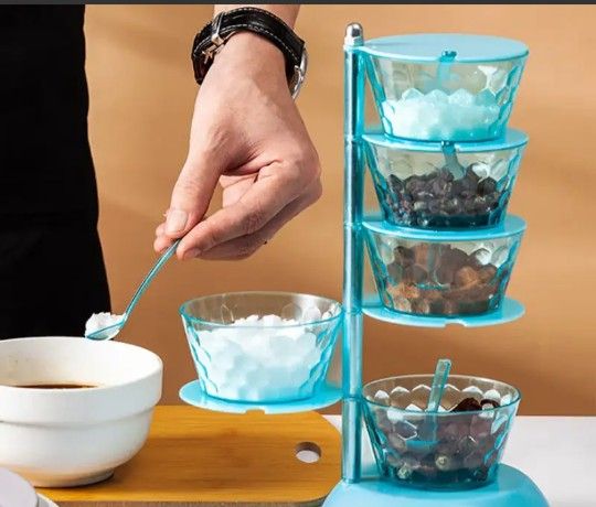 5 In 1 Kitchen Rotatable Seasoning Box.