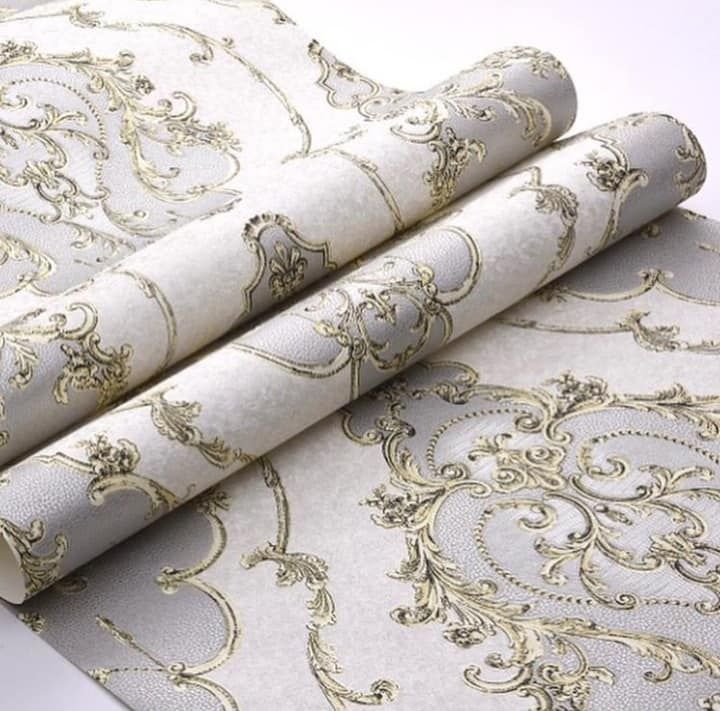 Adore Decor Subtle Cream And Grey Elegant Damask Wallpaper