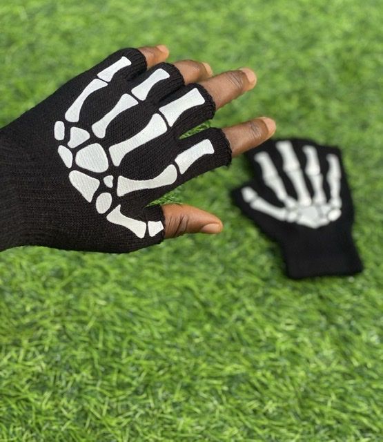 Stylish Ski Punk Led Inspires Glove