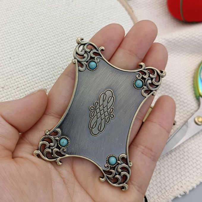 Retro Floss Bobbins Embroidery Thread Winding Board Organizer Bronze