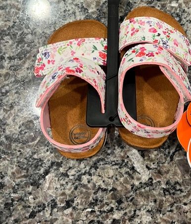 New Infant Girl Wonder Nation Adjustable Comfort Footbed Flower Sandals