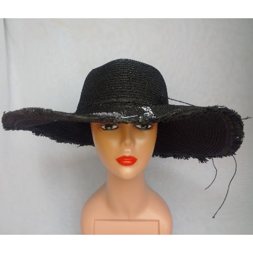 Women's Beach Hat With Adjustable Straps - Black