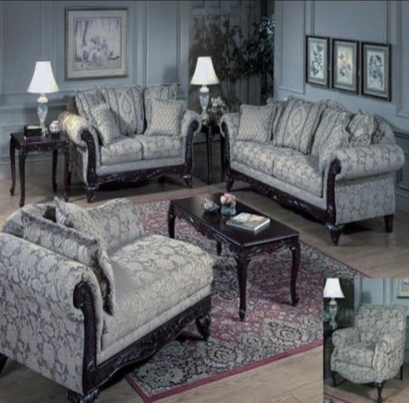 Royal Echo 5Seater Sofa Set And Chaise (Lagos, Ogun & Oyo.)
