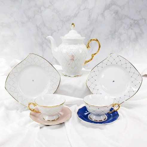 Christoph Babel Circus Tea Time Set