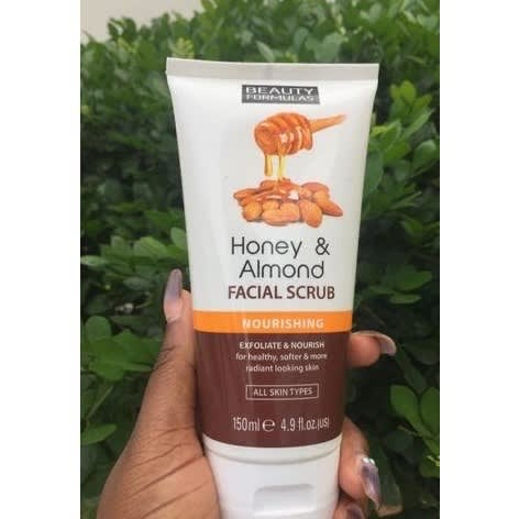 Honey & Almond Facial Scrub - 150ml