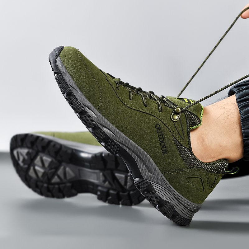 New Arrival Hiking Shoes Men Sneakers EUR Size 39-49 Outdoor Mountain Climbing Shoes High Quality Male Sport Trekking Sneakers Suede Leather Combat Desert Training Shoes Wear-resistant Work Sneakers Green