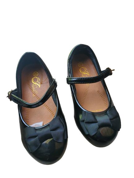 Girls Black  Shoes